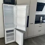 Doppelhaushaelfte Mit Terrasse *