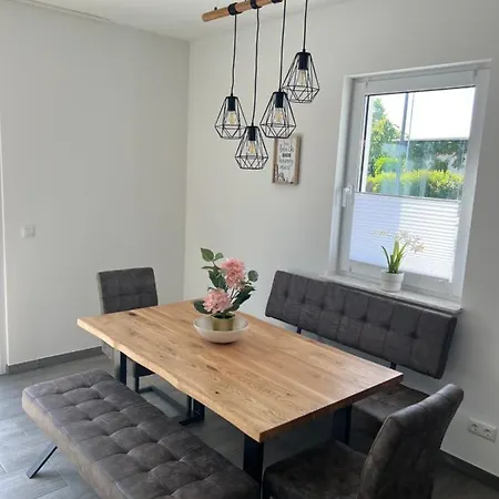 Doppelhaushaelfte Mit Terrasse Holiday home