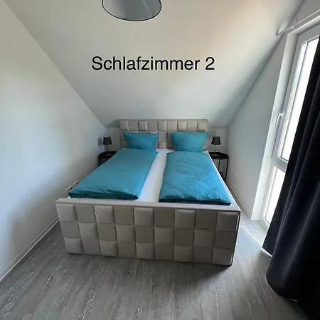 Doppelhaushaelfte Mit Terrasse Holiday home